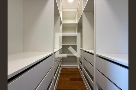 Apartamento para alugar com 4 quartos, 180m² em Vale do Sereno, Nova Lima