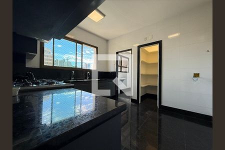 Apartamento para alugar com 4 quartos, 180m² em Vale do Sereno, Nova Lima