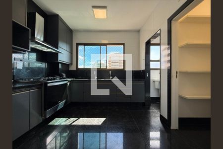 Cozinha de apartamento para alugar com 4 quartos, 180m² em Vale do Sereno, Nova Lima