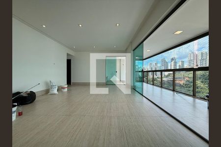 Sala de apartamento para alugar com 4 quartos, 180m² em Vale do Sereno, Nova Lima