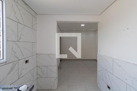 Sala e Cozinha de casa para alugar com 2 quartos, 35m² em Parque Boturussu, São Paulo