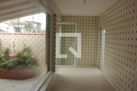 Hall de casa para alugar com 4 quartos, 252m² em Aparecida, Santos