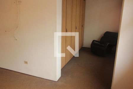 Suíte de casa para alugar com 4 quartos, 252m² em Aparecida, Santos