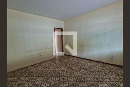 Casa à venda com 3 quartos, 168m² em Vila Guedes, São Paulo