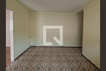 Casa à venda com 3 quartos, 168m² em Vila Guedes, São Paulo