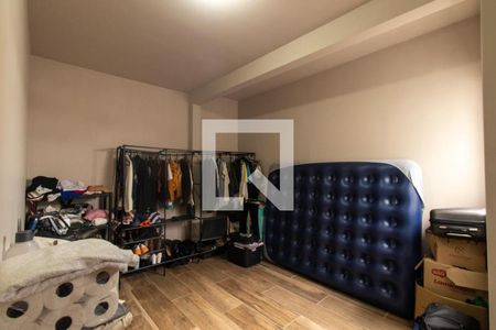 Quarto 1 de casa para alugar com 2 quartos, 79m² em Alto Boqueirão, Curitiba