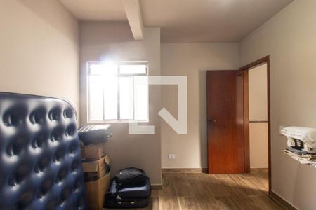 Quarto 1 de casa para alugar com 2 quartos, 79m² em Alto Boqueirão, Curitiba