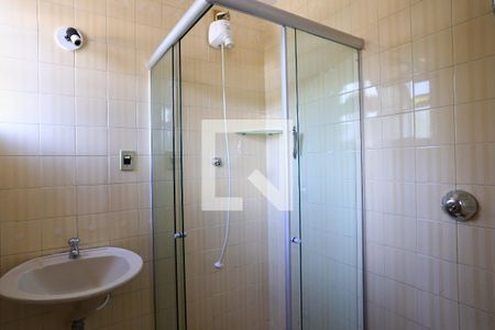 Banheiro da Suíte de apartamento para alugar com 3 quartos, 112m² em Santa Tereza, Belo Horizonte