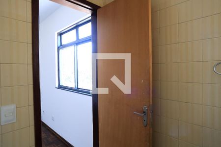Banheiro da Suíte de apartamento para alugar com 3 quartos, 112m² em Santa Tereza, Belo Horizonte