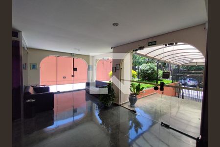 Hall de entrada de apartamento para alugar com 2 quartos, 55m² em Bosque da Saúde, São Paulo