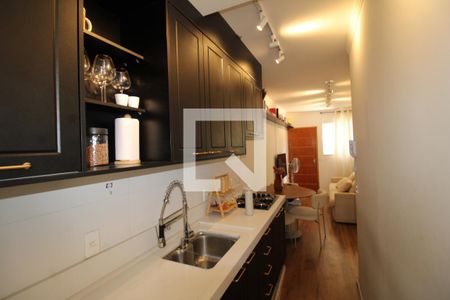 Sala / Cozinha de apartamento para alugar com 2 quartos, 56m² em Vila Pauliceia, São Paulo