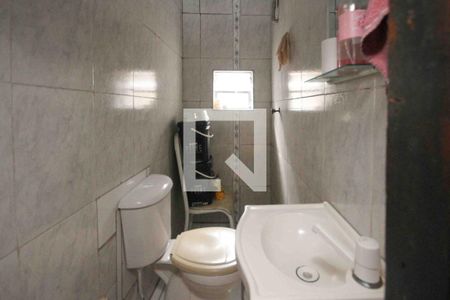 Banheiro de casa à venda com 2 quartos, 400m² em Jardim Elba, São Paulo