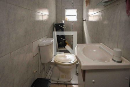 Banheiro de casa à venda com 2 quartos, 400m² em Jardim Elba, São Paulo