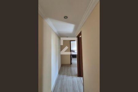 Corredor  de apartamento à venda com 2 quartos, 70m² em São Bernardo, Campinas