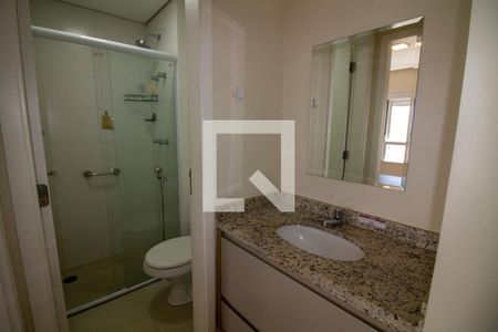 Banheiro de apartamento para alugar com 1 quarto, 35m² em Santo Amaro, São Paulo