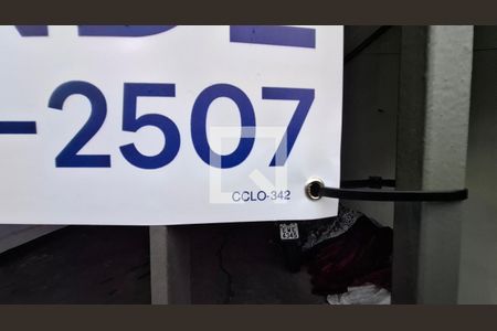 Cód plaquinha de casa à venda com 3 quartos, 128m² em Jardim Pilar, Santo André