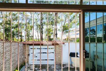 Vista de casa à venda com 3 quartos, 236m² em Parque Santo Antonio, São Bernardo do Campo