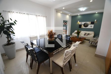 Sala de casa à venda com 3 quartos, 190m² em Cambuí, Campinas
