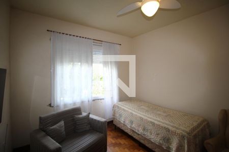 Sala/Quarto de apartamento à venda com 1 quarto, 38m² em Petrópolis, Porto Alegre