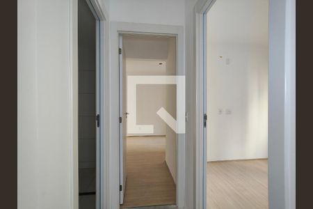 Corredor de apartamento à venda com 2 quartos, 44m² em Santo Cristo, Rio de Janeiro