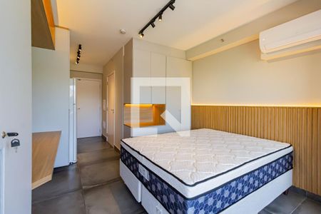 Sala/Quarto de kitnet/studio para alugar com 1 quarto, 27m² em Santo Amaro, São Paulo