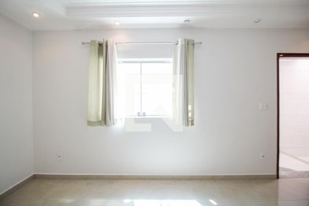 Sala de casa para alugar com 2 quartos, 133m² em Vila Prudente, São Paulo