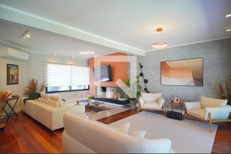 Sala de casa à venda com 4 quartos, 292m² em Jardim America, São Leopoldo