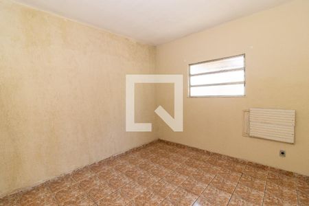 Quarto 1 de apartamento para alugar com 2 quartos, 60m² em Rocha Miranda, Rio de Janeiro