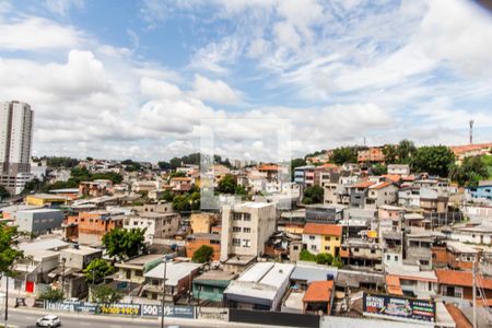 Vista da Suíte de apartamento para alugar com 3 quartos, 74m² em Jardim Tupanci, Barueri