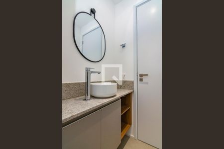 Lavabo de apartamento para alugar com 1 quarto, 44m² em Vila da Serra, Nova Lima