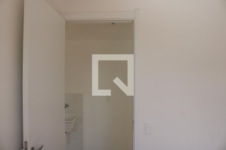Quarto 1 de apartamento para alugar com 2 quartos, 34m² em Parque Industrial Tomas Edson, São Paulo
