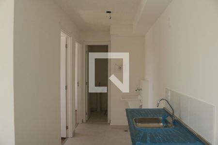 Cozinha de apartamento para alugar com 2 quartos, 34m² em Parque Industrial Tomas Edson, São Paulo