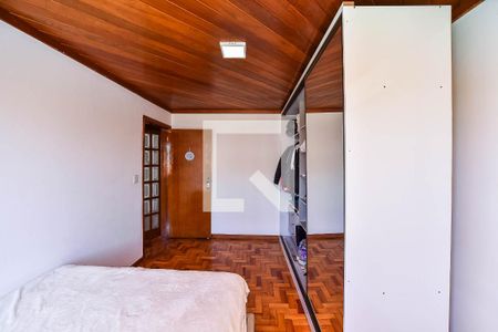 Quarto 2 de apartamento para alugar com 2 quartos, 59m² em Jardim Itu, Porto Alegre