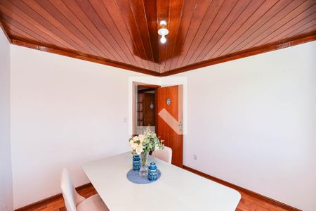 Quarto 1 de apartamento para alugar com 2 quartos, 59m² em Jardim Itu, Porto Alegre