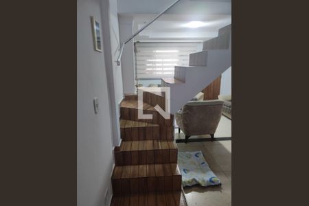 Casa à venda com 2 quartos, 180m² em Jardim Santa Cecilia, Guarulhos