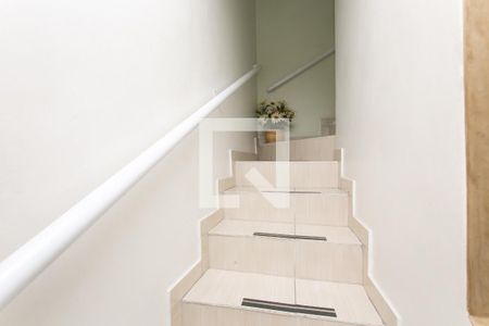 Escada - Quartos de casa à venda com 3 quartos, 125m² em Itaquera, São Paulo