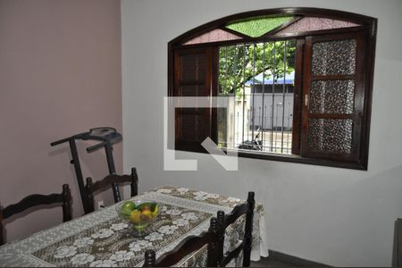 Casa à venda com 5 quartos, 326m² em Piedade, Rio de Janeiro