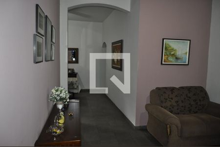 Casa à venda com 5 quartos, 326m² em Piedade, Rio de Janeiro