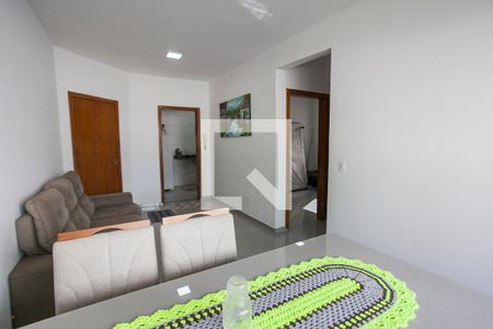 Sala de apartamento para alugar com 2 quartos, 62m² em Santa Mônica, Uberlândia