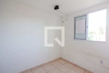 Quarto 2 de apartamento para alugar com 2 quartos, 50m² em Laranjeiras, Uberlândia