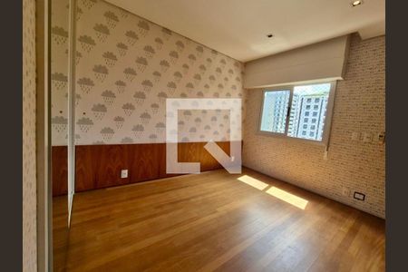 Apartamento à venda com 4 quartos, 252m² em Moema, São Paulo