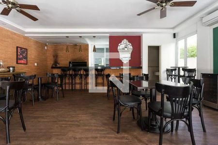 Apartamento à venda com 2 quartos, 162m² em Moema, São Paulo