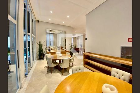 Apartamento à venda com 2 quartos, 162m² em Moema, São Paulo