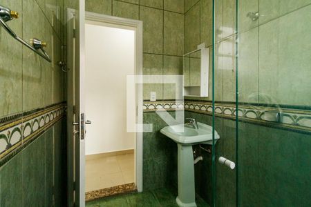 Banheiro de apartamento para alugar com 1 quarto, 45m² em Vila Isolina Mazzei, São Paulo