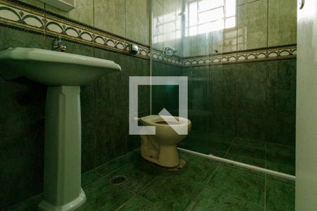 Banheiro de apartamento para alugar com 1 quarto, 45m² em Vila Isolina Mazzei, São Paulo