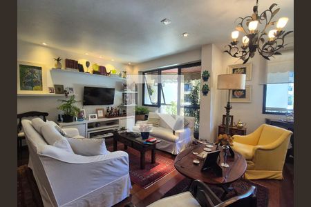 Sala  de apartamento à venda com 3 quartos, 108m² em Barra da Tijuca, Rio de Janeiro