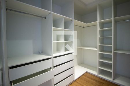 Closet da suíte de casa de condomínio para alugar com 3 quartos, 174m² em Jardim Goncalves, Sorocaba