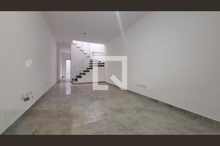 Casa à venda com 3 quartos, 118m² em Cupecê, São Paulo