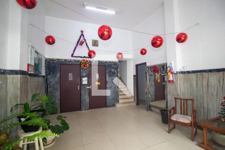 Hall de entrada de apartamento para alugar com 4 quartos, 148m² em Centro Histórico, Porto Alegre