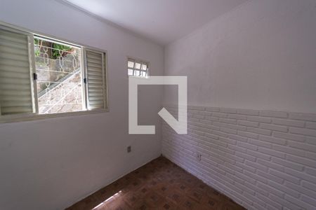 Quarto 1 de casa para alugar com 2 quartos, 100m² em Vila Londrina, São Paulo